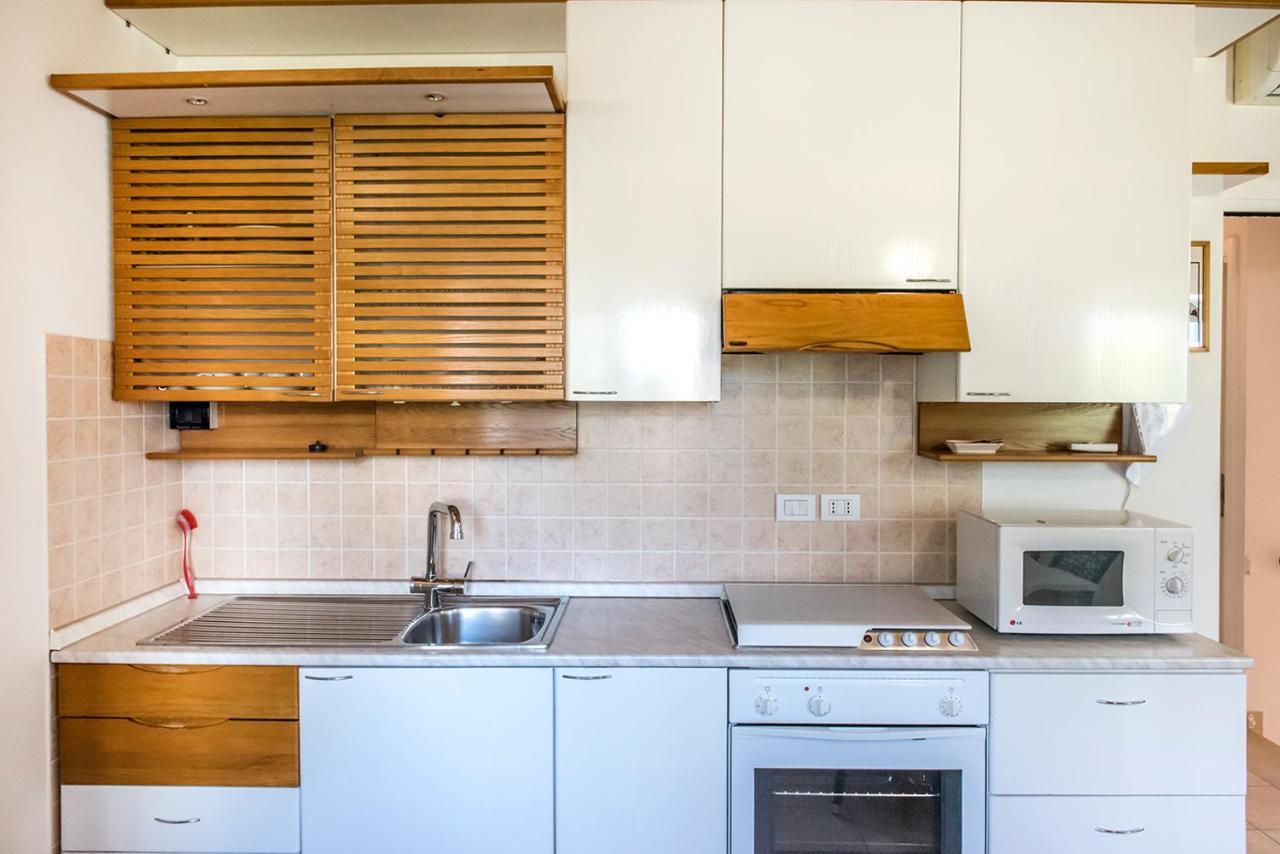 N012 - Numana, Nuovo Bilocale Con Aria Condizionata Appartement Sirolo Buitenkant foto